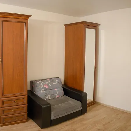 Chipollino Apartament *